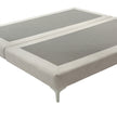 Detalhe da cama estofada Soul