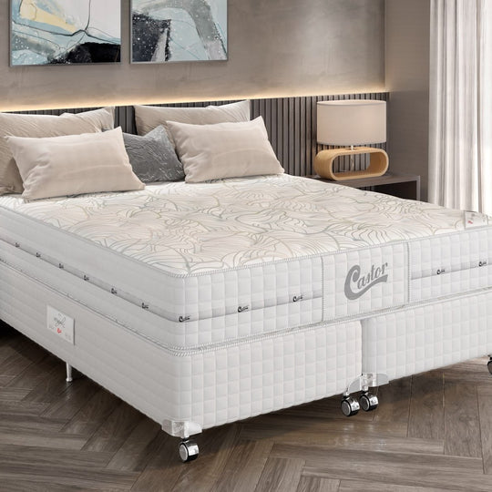 Conjunto Castor Vitagel New Pocket Classic ambientado em quarto com piso de madeira